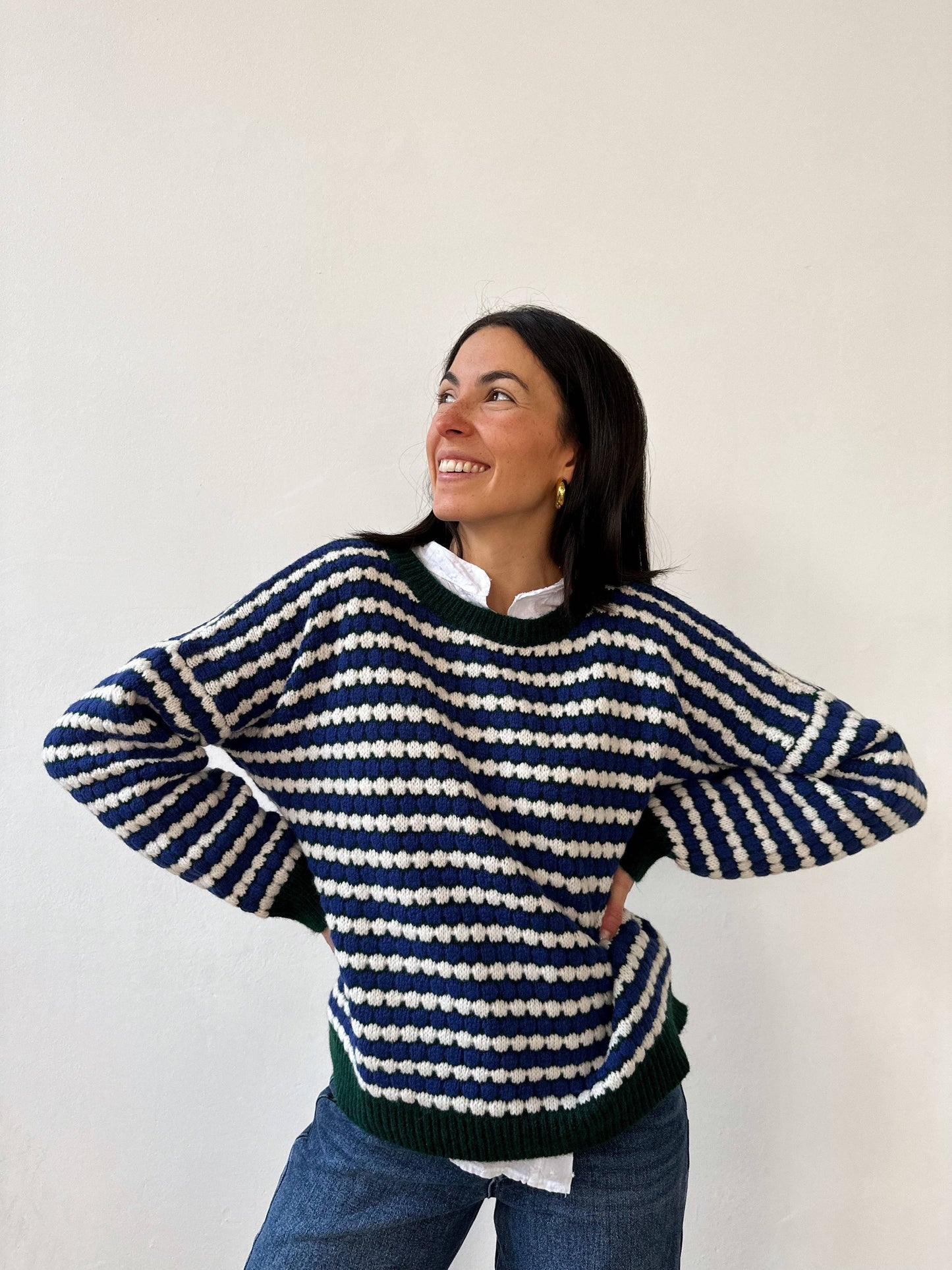 Grüner Strickpullover