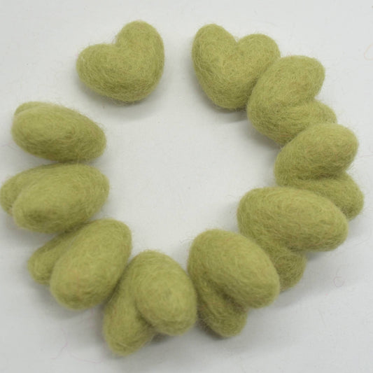 Wollfilzherzen 10 Stück 3 cm Hellgelbgrün