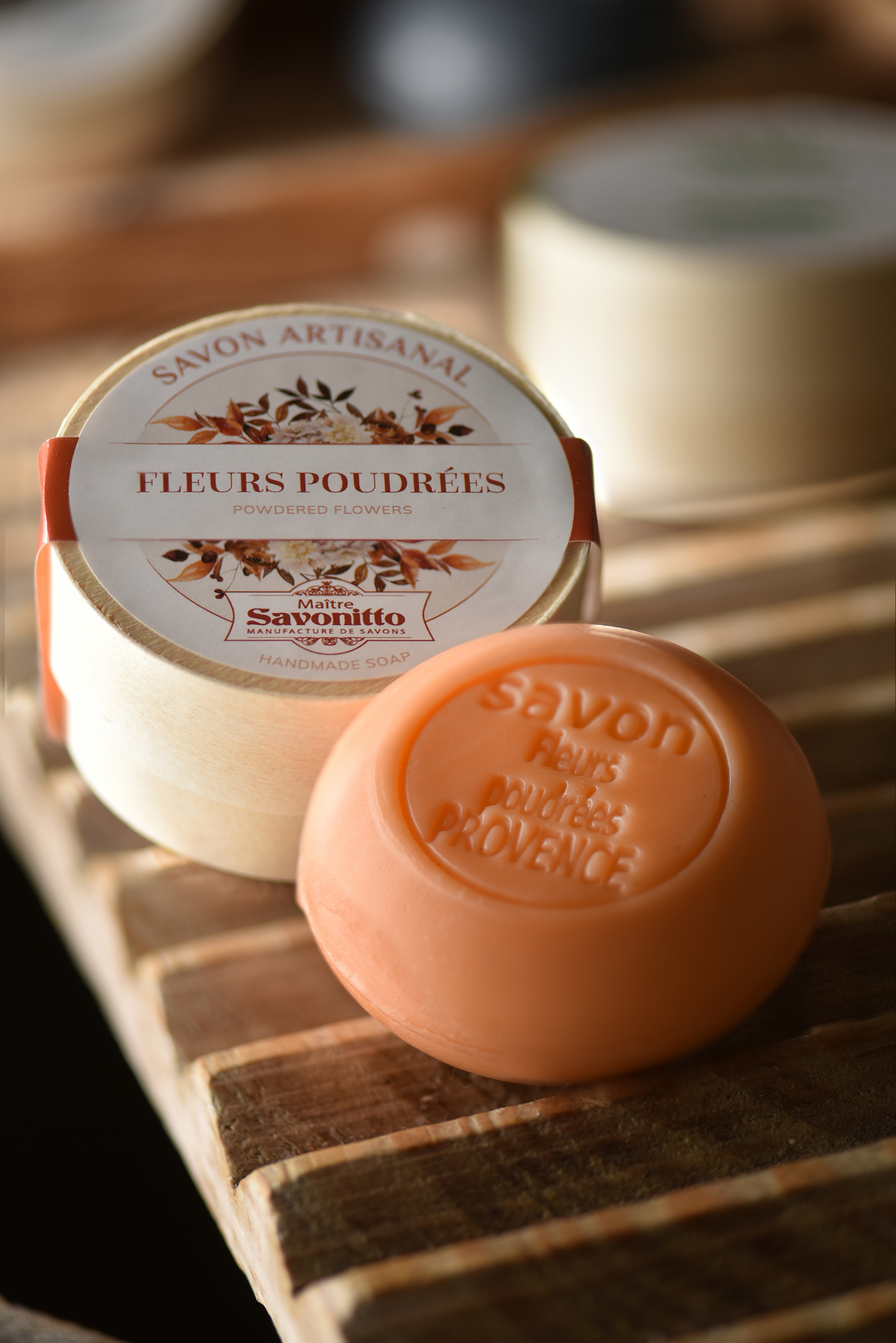 Puderblumen-Seife in Holzbox 100 g