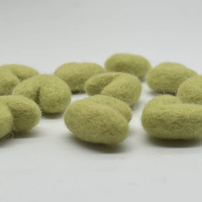 Wollfilzherzen 10 Stück 3 cm Hellgelbgrün