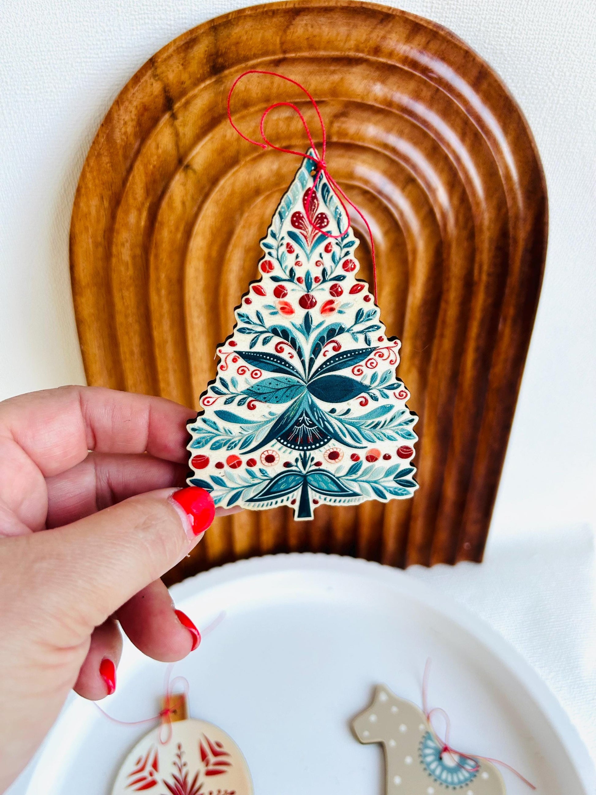 Holz Anhänger, Baumschmuck, Anhänger Weihnachtsbaum, Christbaumschmuck, personalisiert, Weihnachtsdeko, Gastgeschenk Weihnachten, Folk Art,
