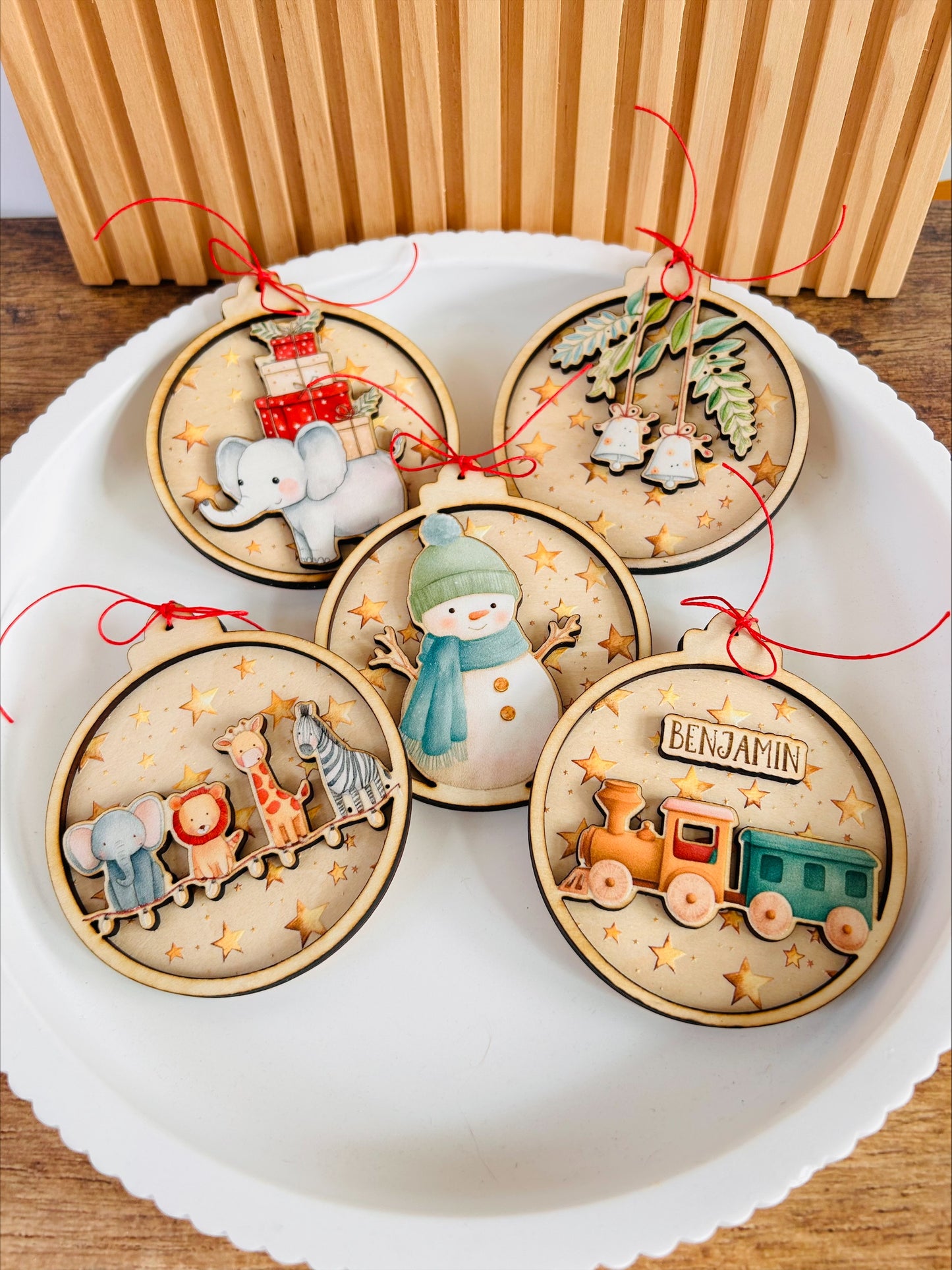 Weihnachtskugel, Baumschmuck, Holzanhänger