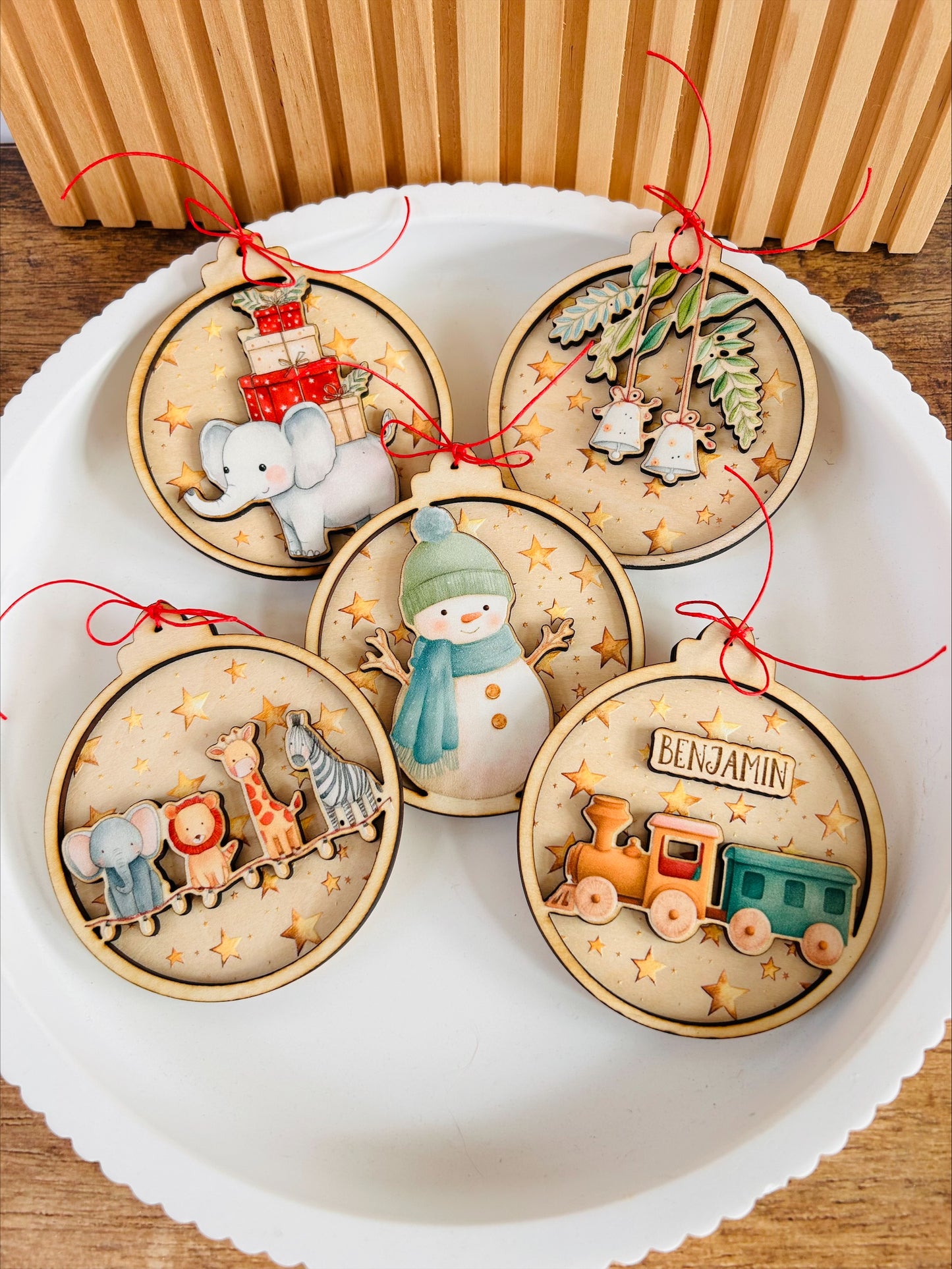 Weihnachtskugel, Baumschmuck, Holzanhänger